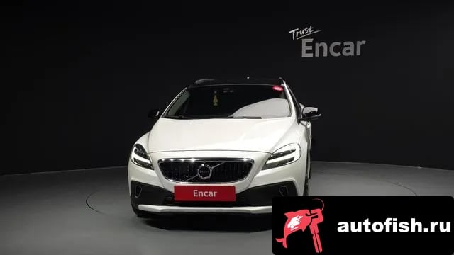 Volvo V40 V40 Cross-Country 2019 года - вид 3