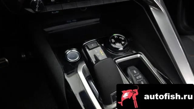 Peugeot 5008 5008 second generation 2018 года - похожие автомобили