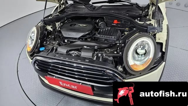 Mini Clubman Cooper Clubman 2019 года - вид 6