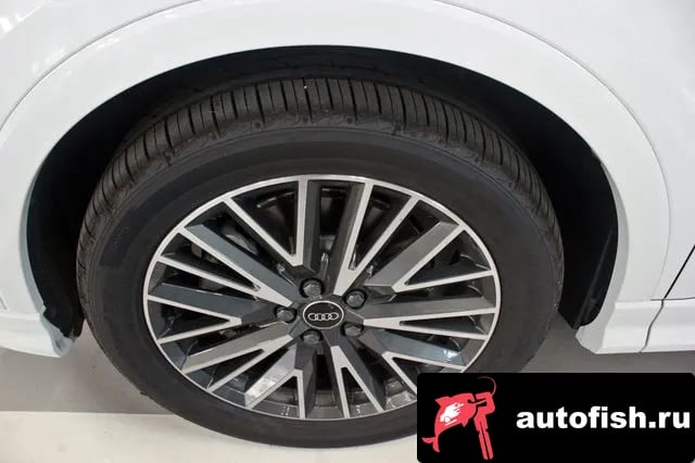 Audi Q3 Q3 (F3) 2026 года - вид 5