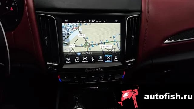 Maserati Levante Lebante 2018 года - похожие автомобили