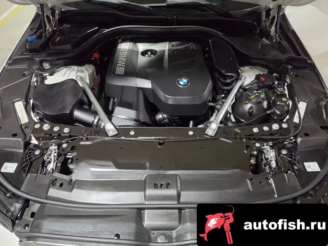 BMW 5-Series 5 Series (G60) 2025 года - вид 6