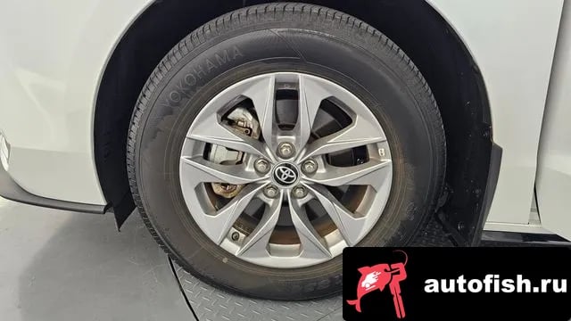 Toyota Sienna Siena 4th Generation 2024 года - вид 5