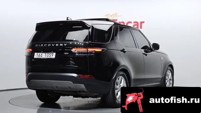 Land Rover Discovery Discovery 5 2018 года - вид 2