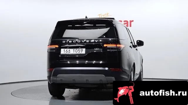Land Rover Discovery Discovery 5 2018 года - вид 4