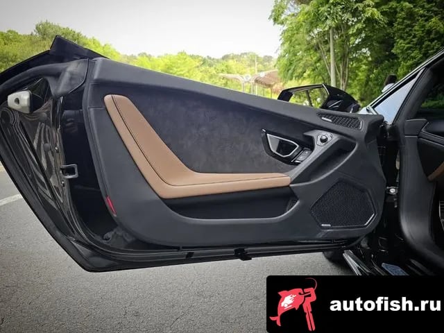 Lamborghini Huracan Urakan 2020 года - похожие автомобили