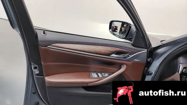 BMW 5-Series 5 Series (G30) 2019 года - похожие автомобили