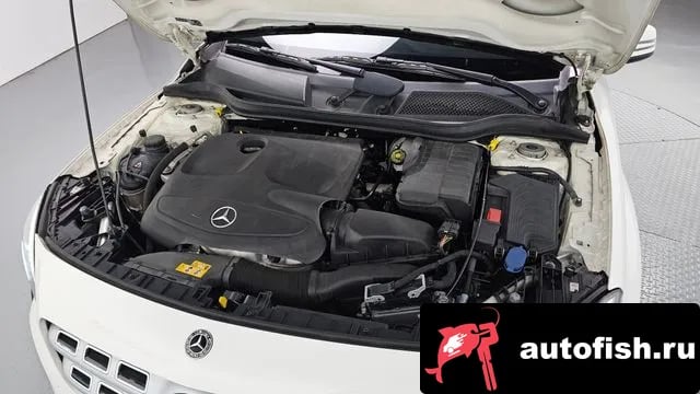 Mercedes-Benz GLA-Class GLA-Class X156 2018 года - вид 6