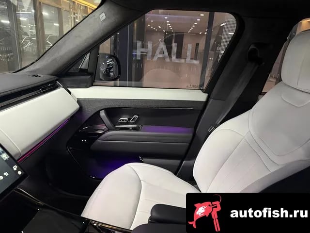 Land Rover Range Rover Sport Range Rover Sport 3rd Generation 2025 года - похожие автомобили