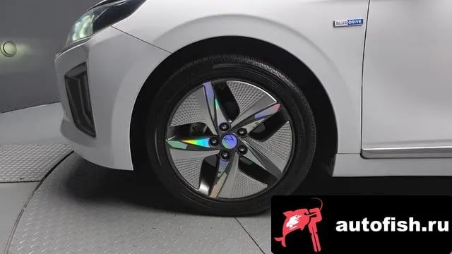Hyundai Ioniq The New Ionic Hybrid 2019 года - вид 5