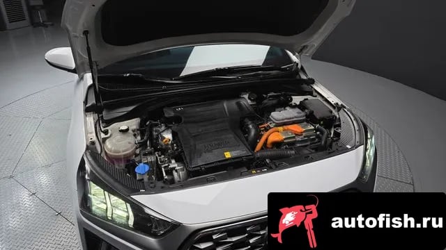 Hyundai Ioniq The New Ionic Hybrid 2019 года - вид 6
