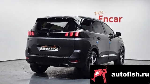 Peugeot 5008 5008 second generation 2020 года - вид 2