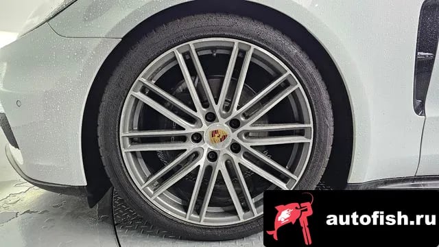 Porsche Panamera Panamera (971) 2018 года - вид 5