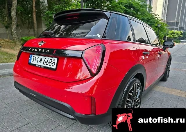 Mini Cooper Cooper S 4th Generation 2024 года - вид 6