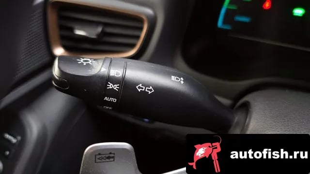 Hyundai Ioniq Ionic Electric 2018 года - похожие автомобили