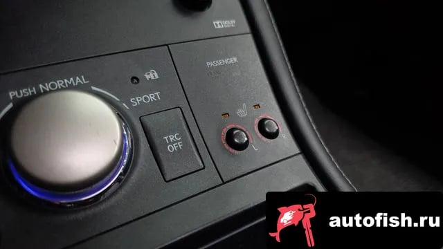 Lexus CT200h CT200h 2018 года - похожие автомобили