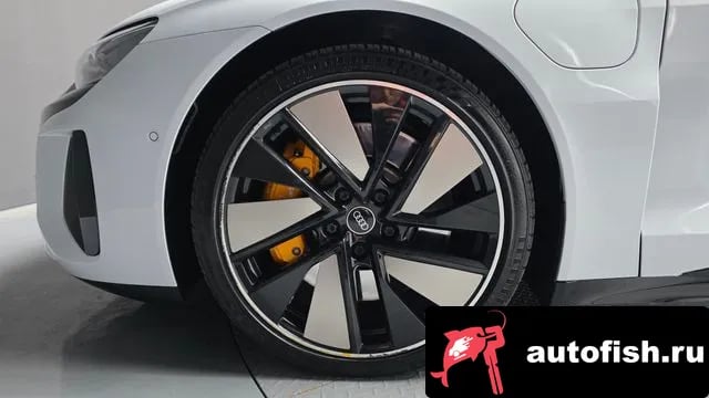 Audi e-tron GT e-Tron GT 2021 года - вид 5