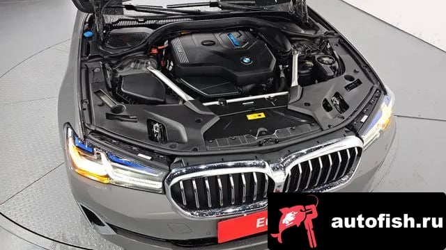 BMW 5-Series 5 Series (G30) 2021 года - вид 6