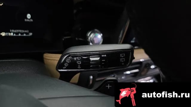Lincoln Corsair Cosair 2022 года - похожие автомобили