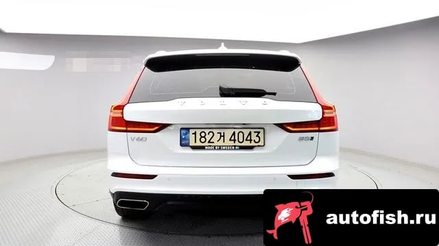 Volvo V60 V60 Cross-country 2nd Generation 2022 года - похожие автомобили