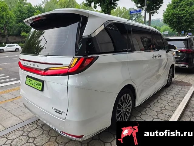 Lexus LM LM Second Generation 2025 года - вид 3