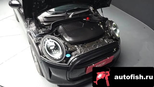 Mini Cooper Cooper Electric 2022 года - вид 6