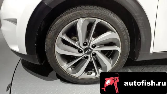 Kia Niro Niro 2018 года - похожие автомобили