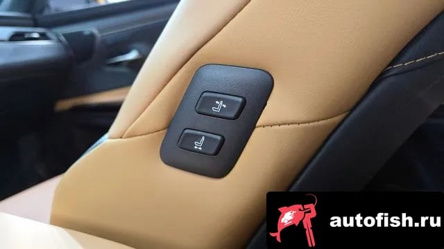 Lexus ES ES300h 7th generation 2023 года - похожие автомобили
