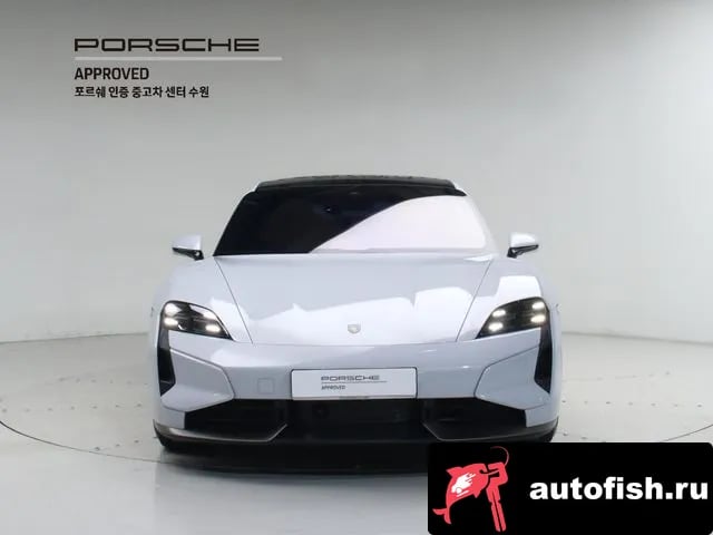 Porsche Taycan Taikan 2025 года - вид 3