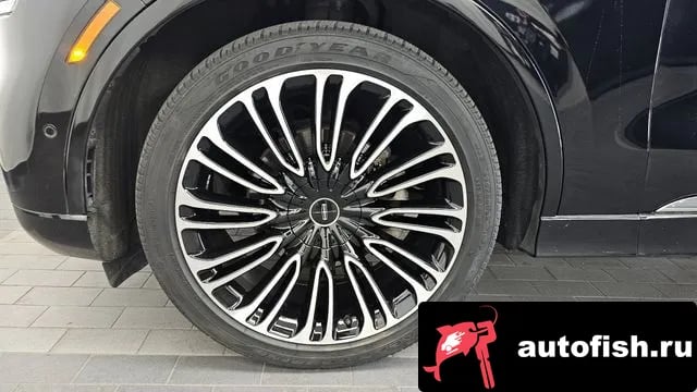 Lincoln Aviator Aviator 2nd generation 2020 года - вид 5
