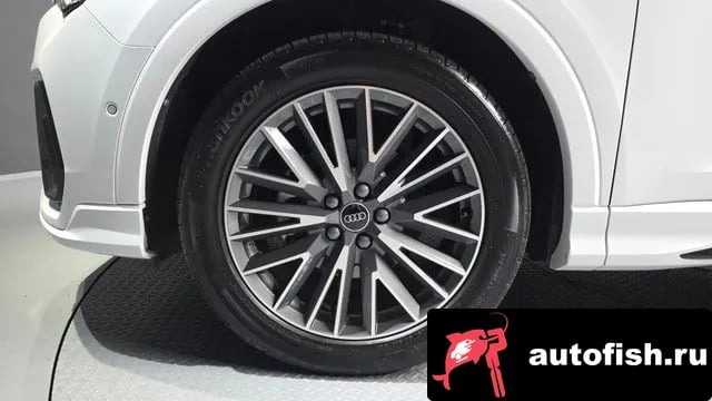 Audi Q3 Q3 (F3) 2025 года - вид 5