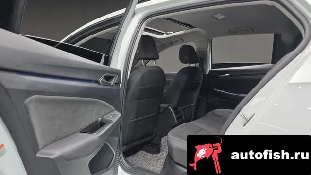 Volkswagen Golf Golf 8th Generation 2023 года - похожие автомобили