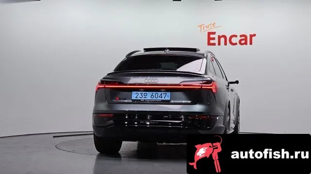Audi SQ8 e-tron SQ8 e-Tron (GE) 2024 года - вид 4