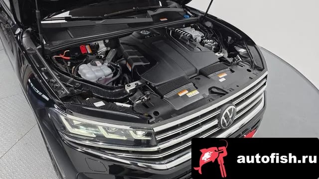 Volkswagen Touareg Tuareg 3rd generation 2025 года - вид 6
