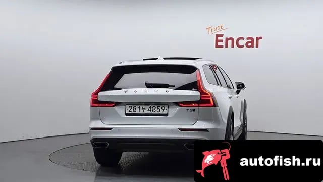 Volvo V60 V60 Cross-country 2nd Generation 2020 года - вид 3