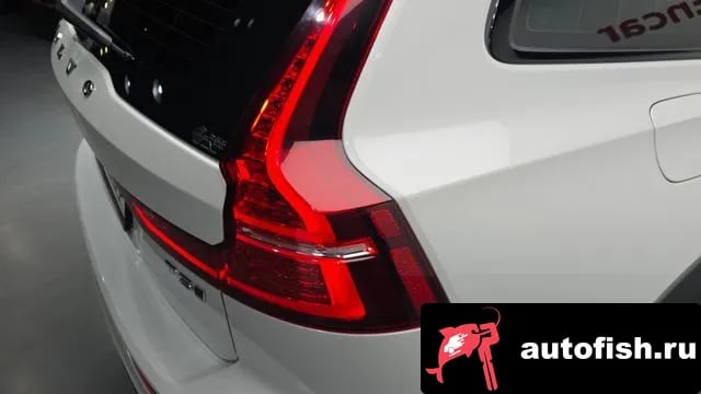 Volvo V60 V60 Cross-country 2nd Generation 2020 года - похожие автомобили