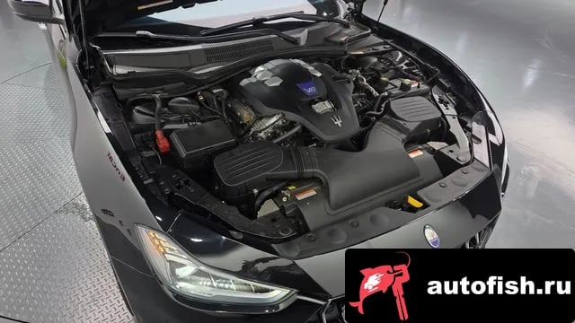 Maserati Ghibli Gibley 2018 года - вид 6