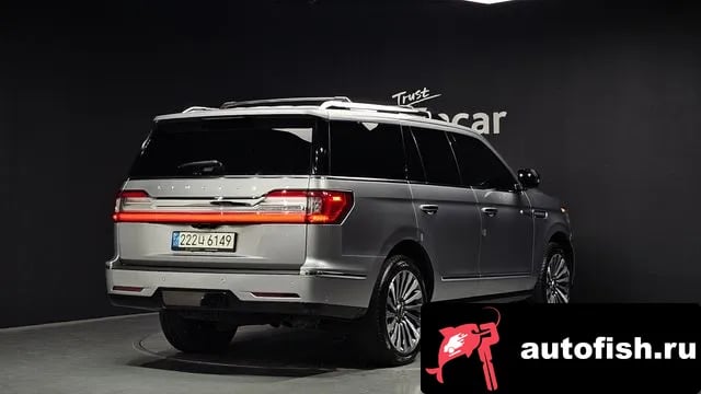 Lincoln Navigator Navigator 4th generation 2021 года - вид 2