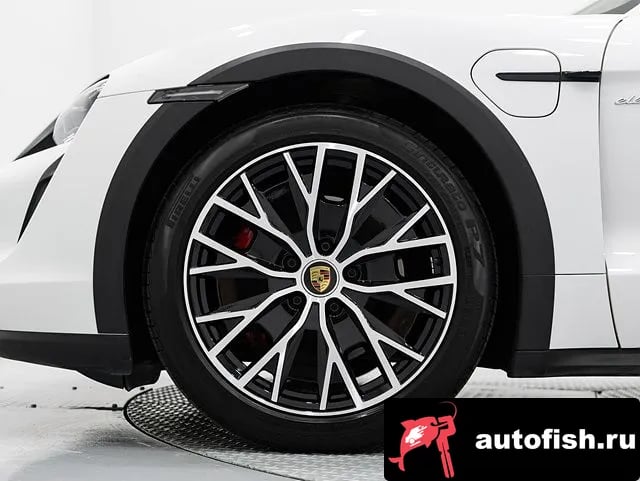 Porsche Taycan Taikan 2023 года - вид 5