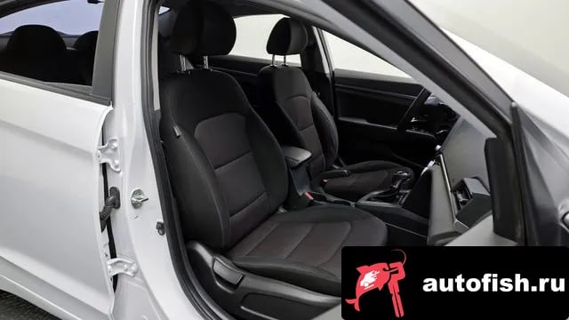 Hyundai AVANTE The New Avante AD 2018 года - похожие автомобили