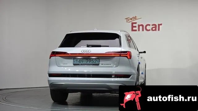 Audi e-tron e-Tron 2021 года - вид 3