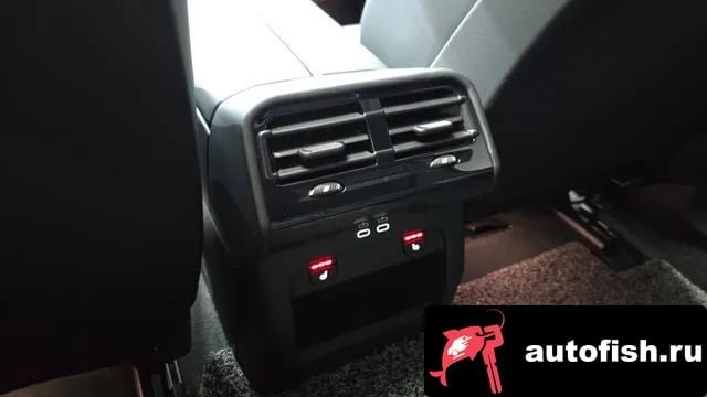 BMW 5-Series 5 Series (G60) 2025 года - похожие автомобили