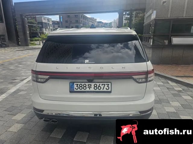 Lincoln Aviator Aviator 2nd generation 2025 года - вид 2