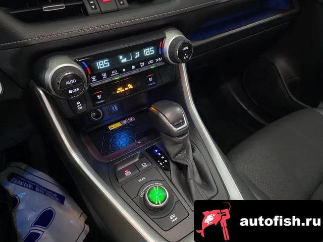 Toyota RAV4 RAV4 5th Generation 2024 года - похожие автомобили