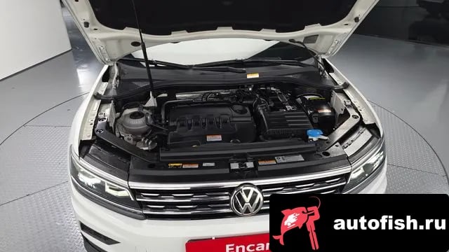 Volkswagen Tiguan Tiguan second Generation 2020 года - вид 6