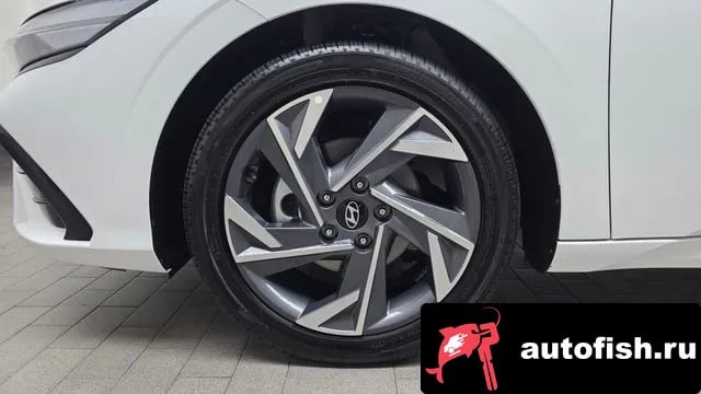 Hyundai AVANTE The New Avante Hybrid (CN7) 2025 года - вид 5