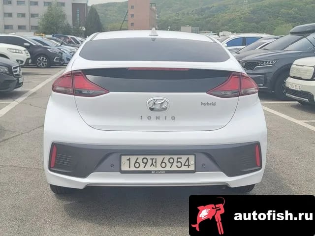 Hyundai Ioniq The New Ionic Hybrid 2019 года - вид 4