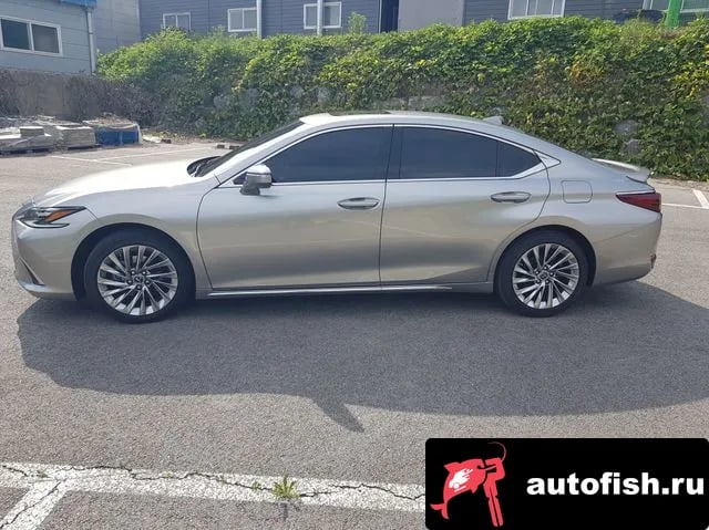 Lexus ES ES300h 7th generation 2025 года - вид 5