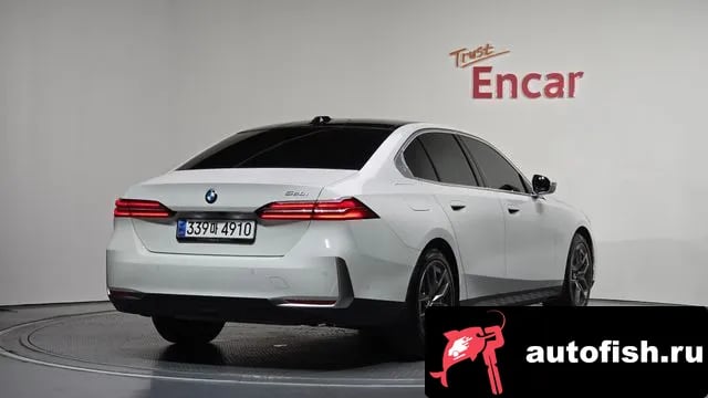 BMW 5-Series 5 Series (G60) 2023 года - вид 2