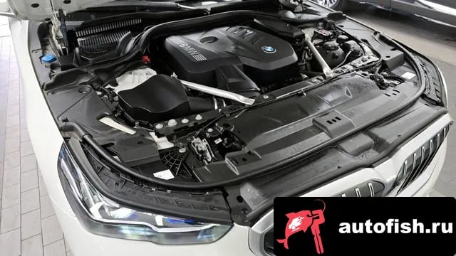 BMW 5-Series 5 Series (G60) 2023 года - похожие автомобили